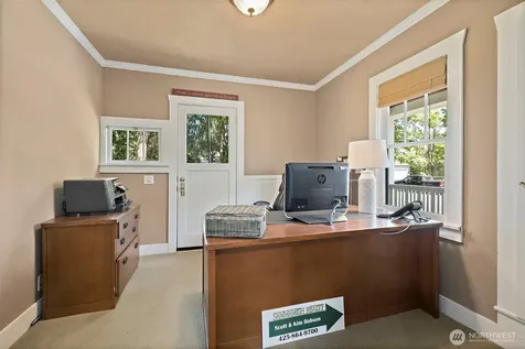 23042 NE 8th Street Sammamish WA 98074
