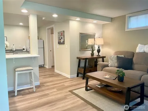 23042 NE 8th Street Sammamish WA 98074