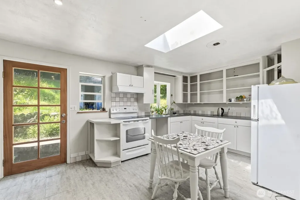 533 E Walnut Street Shelton WA 98584