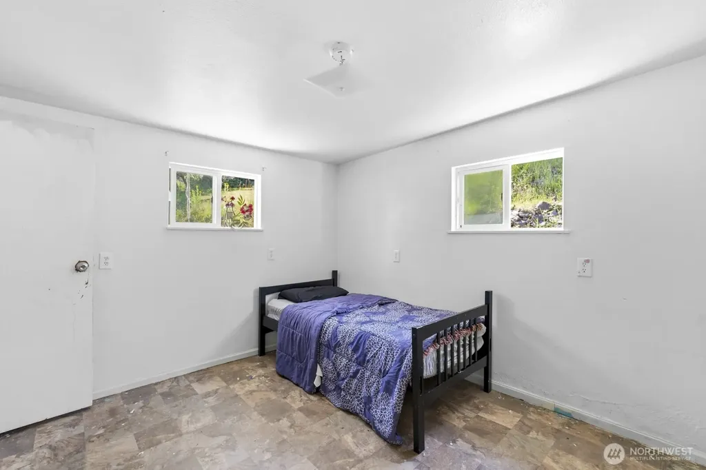 533 E Walnut Street Shelton WA 98584