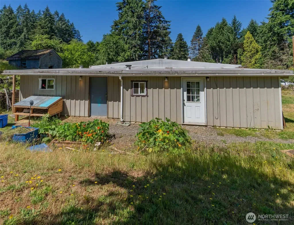 533 E Walnut Street Shelton WA 98584