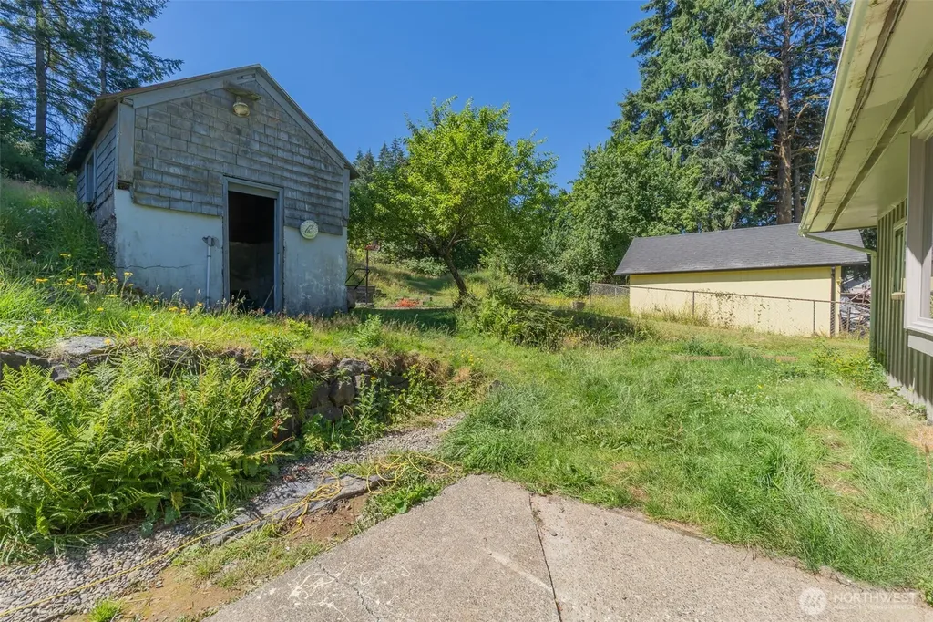 533 E Walnut Street Shelton WA 98584