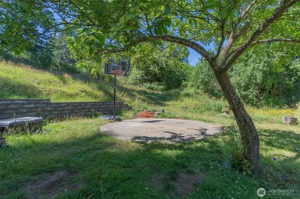 533 E Walnut Street Shelton WA 98584