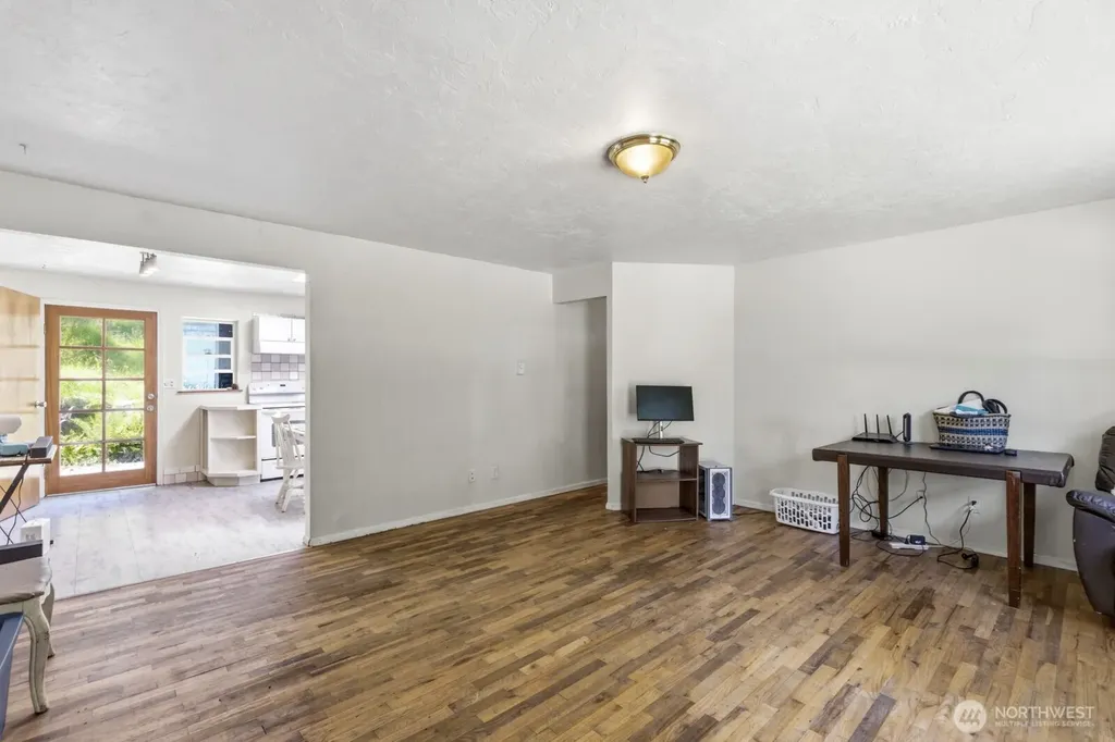 533 E Walnut Street Shelton WA 98584