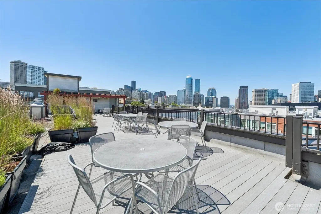 1620 Belmont Avenue Seattle WA 98122