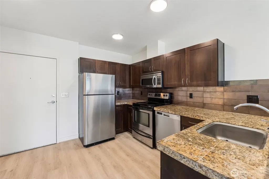 1620 Belmont Avenue Seattle WA 98122