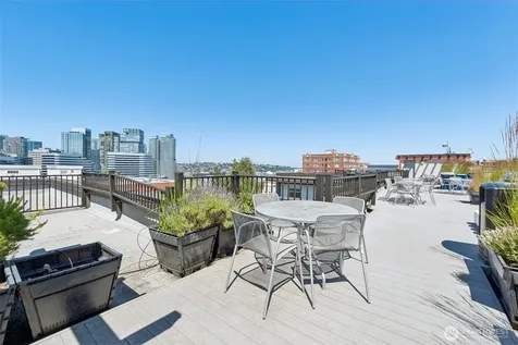 1620 Belmont Avenue Seattle WA 98122