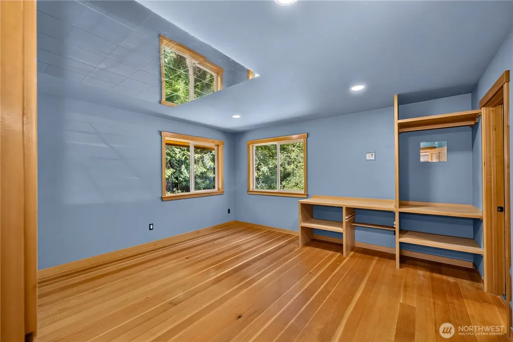 5621 Paradise Lane Anacortes WA 98221