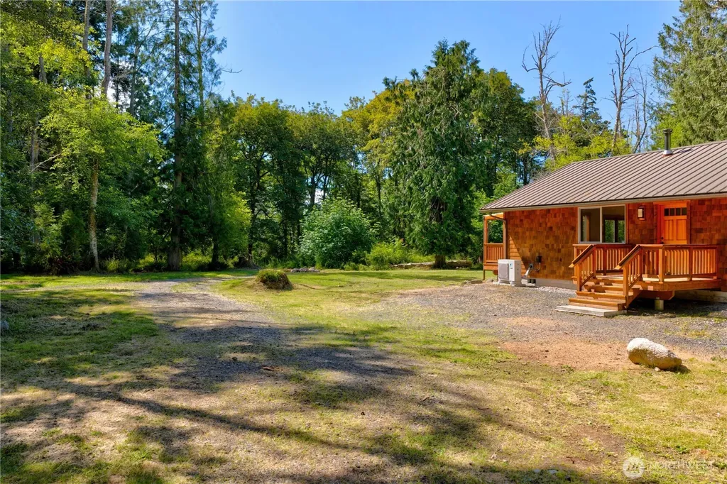5621 Paradise Lane Anacortes WA 98221