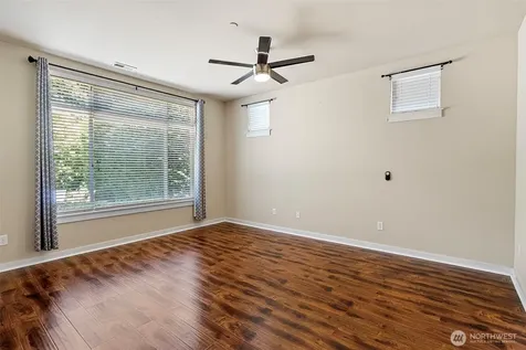 15372 SE 160th Place Renton WA 98058