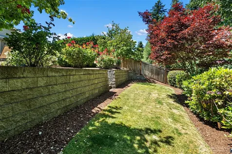 15372 SE 160th Place Renton WA 98058