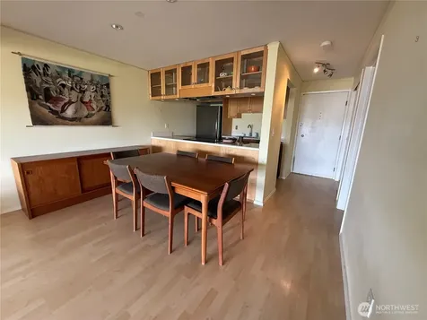 3661 24th Place W Seattle WA 98199