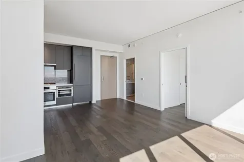 2510 6th Avenue Seattle WA 98121