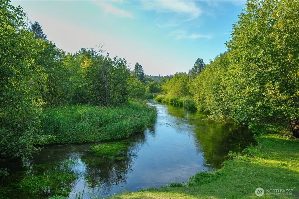 822 Little Spokane River Road Newport WA 99156