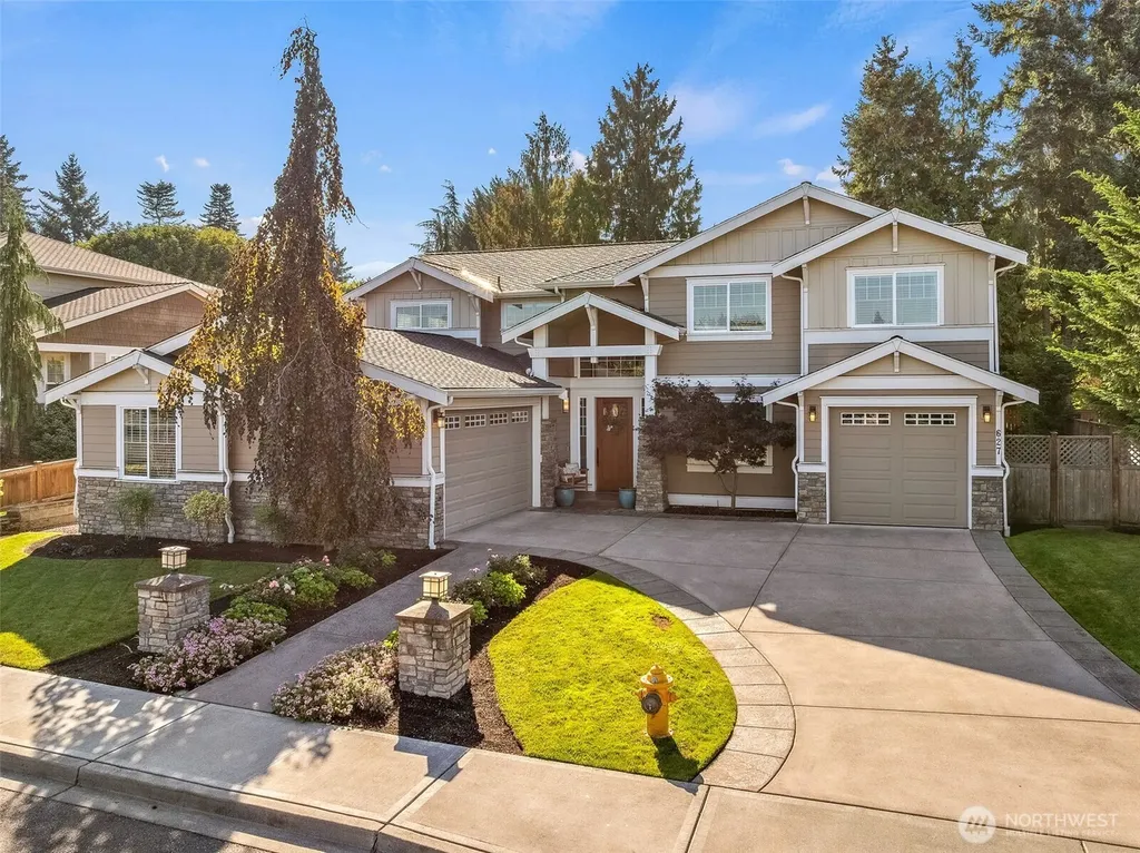 627 SW 185th Normandy Park WA 98166