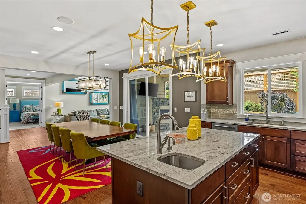 627 SW 185th Normandy Park WA 98166