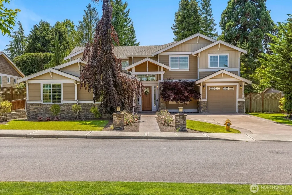627 SW 185th Normandy Park WA 98166