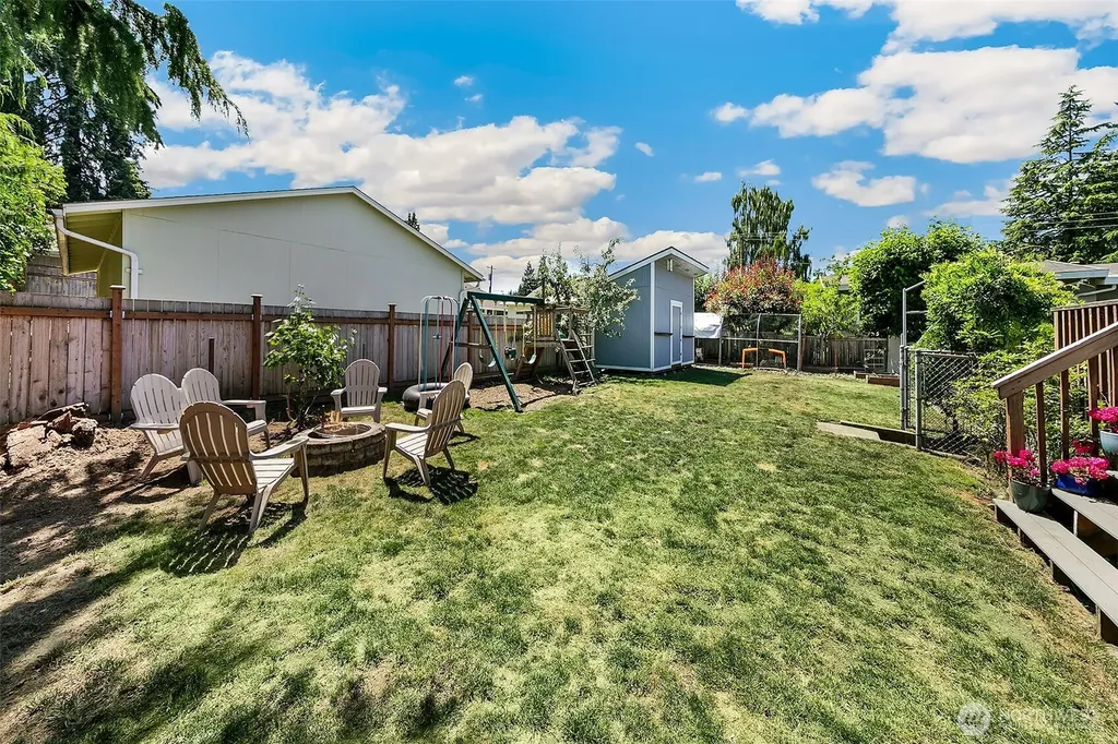 310 Pine Street Edmonds WA 98020