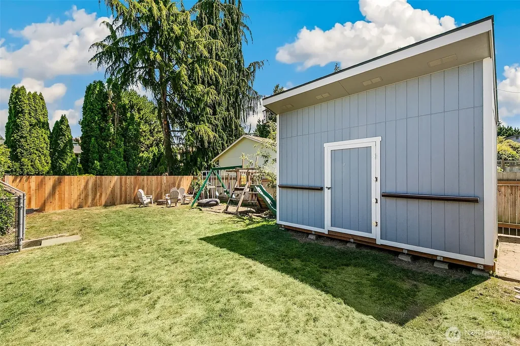 310 Pine Street Edmonds WA 98020