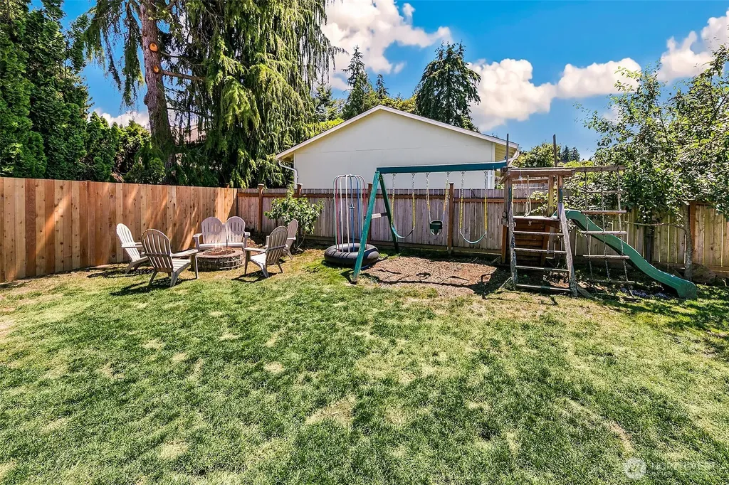 310 Pine Street Edmonds WA 98020