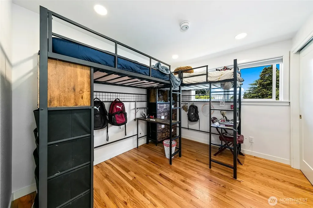 310 Pine Street Edmonds WA 98020
