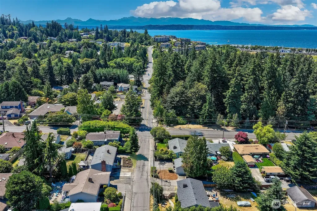 310 Pine Street Edmonds WA 98020