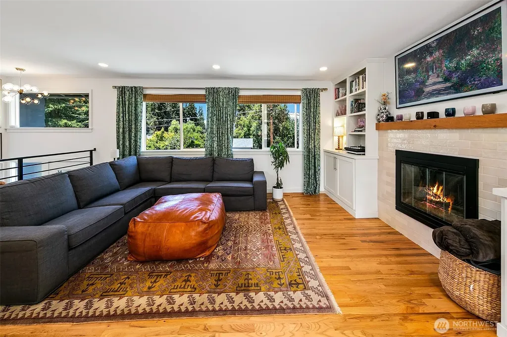 310 Pine Street Edmonds WA 98020