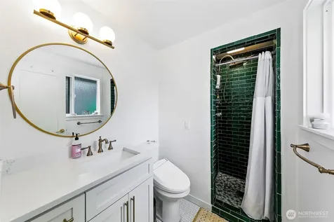 310 Pine Street Edmonds WA 98020
