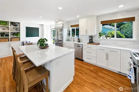 310 Pine Street Edmonds WA 98020
