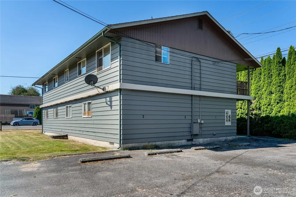 703 Broadway Street Arlington WA 98223