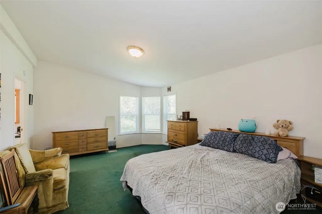 1320 SW Hollyhock Lane Port Orchard WA 98366