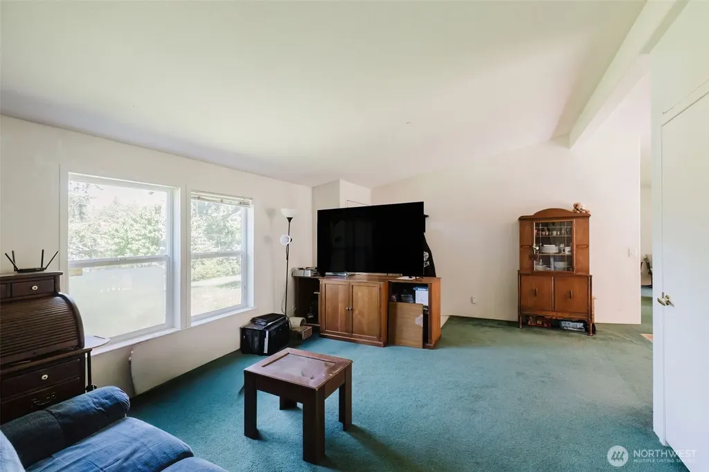 1320 SW Hollyhock Lane Port Orchard WA 98366