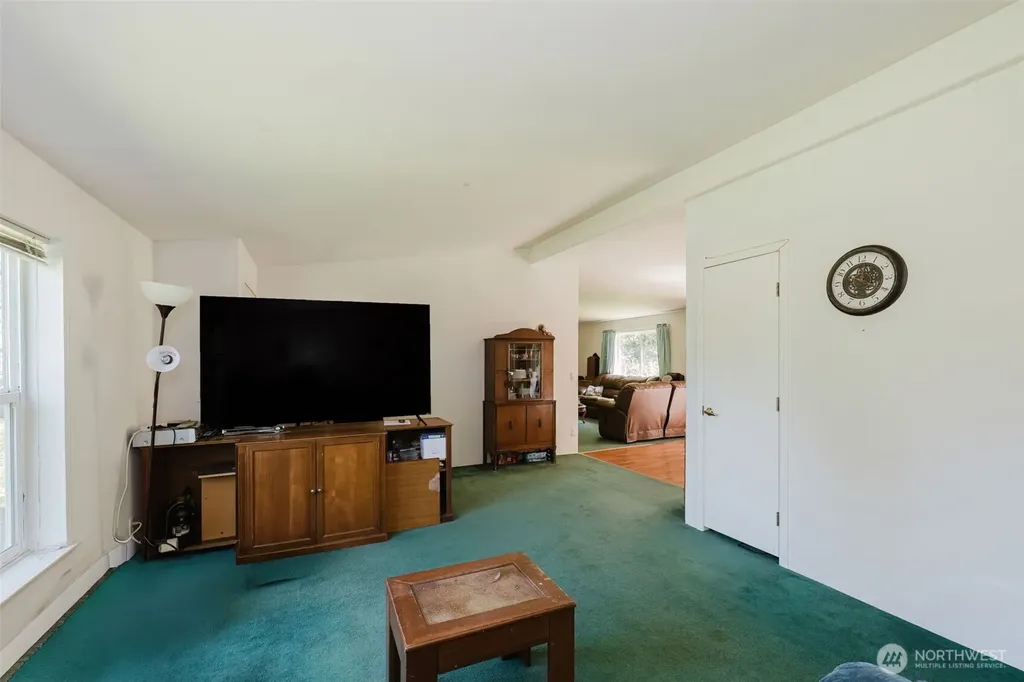 1320 SW Hollyhock Lane Port Orchard WA 98366
