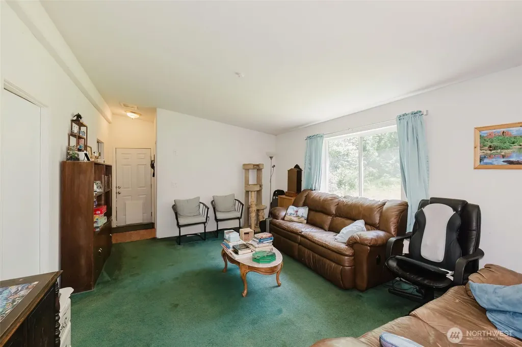 1320 SW Hollyhock Lane Port Orchard WA 98366