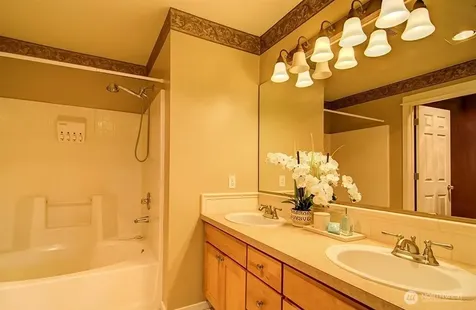 2009 196 Street SE Bothell WA 98012