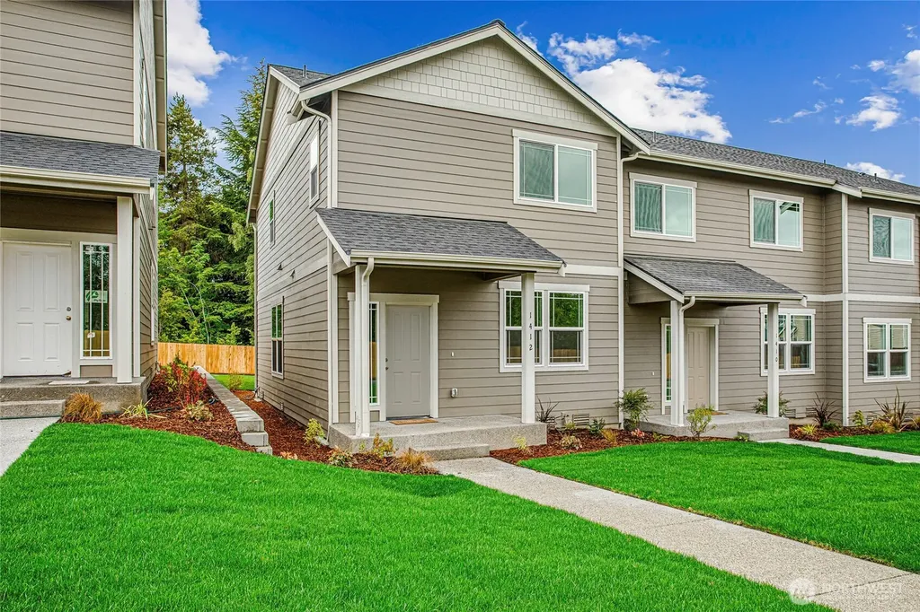 1412 E 51st Street Tacoma WA 98404