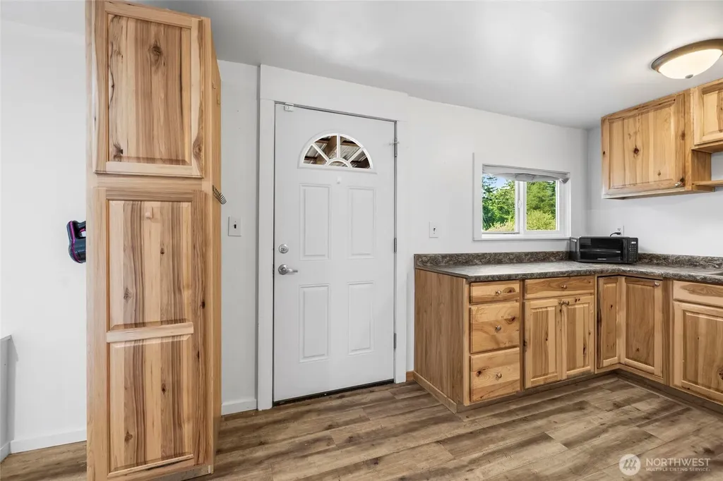 8397 Golden Valley Boulevard Maple Falls WA 98266