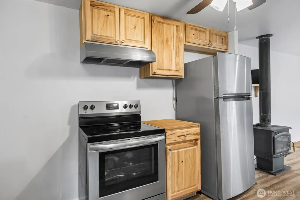 8397 Golden Valley Boulevard Maple Falls WA 98266