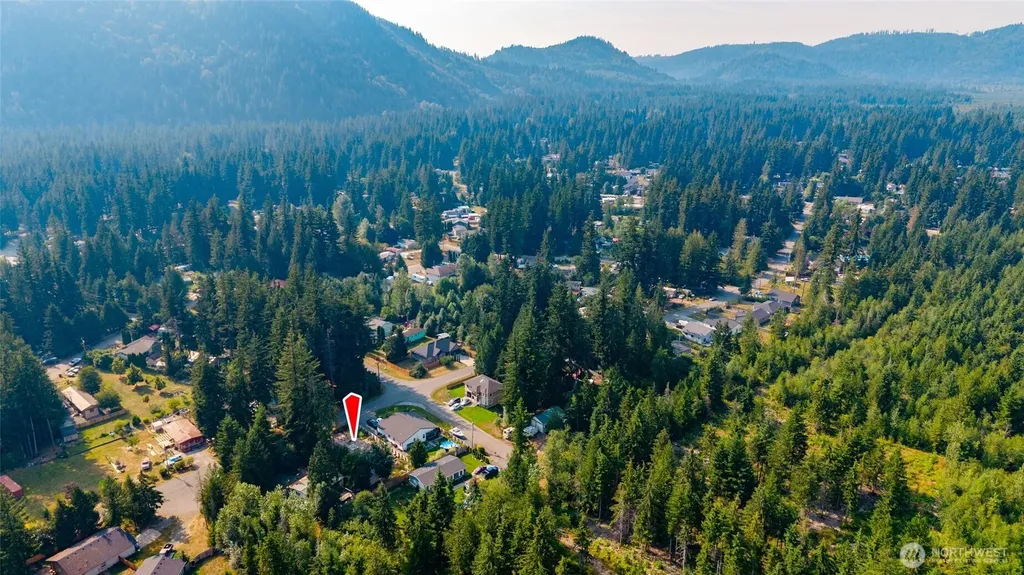 8397 Golden Valley Boulevard Maple Falls WA 98266