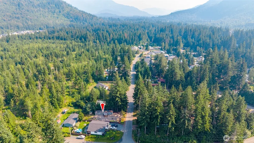 8397 Golden Valley Boulevard Maple Falls WA 98266