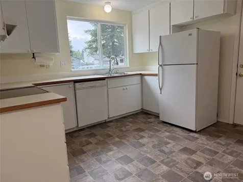 12518 42nd Avenue NE Marysville WA 98271