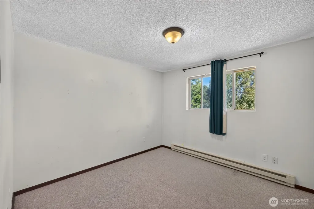 1113 SW 2nd Avenue Oak Harbor WA 98277