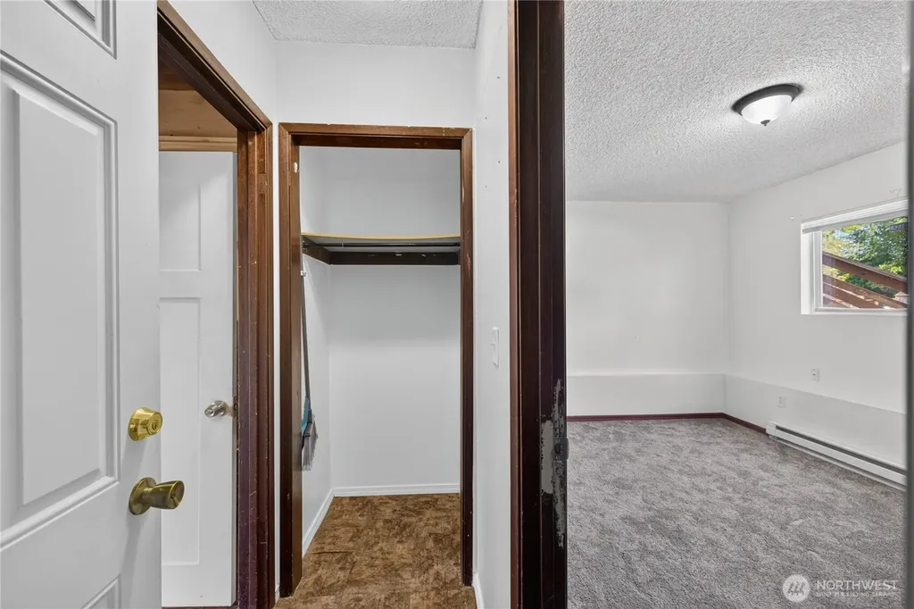 1113 SW 2nd Avenue Oak Harbor WA 98277