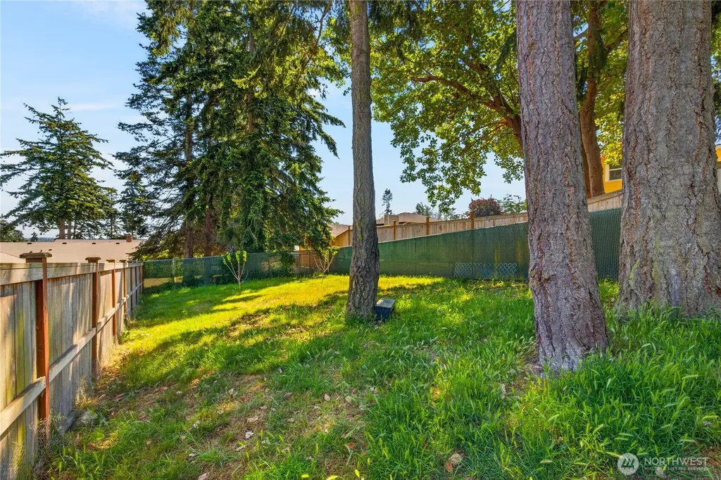 1113 SW 2nd Avenue Oak Harbor WA 98277