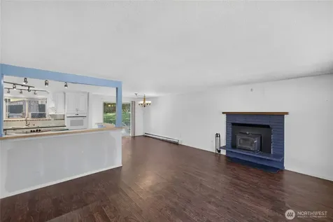 1113 SW 2nd Avenue Oak Harbor WA 98277