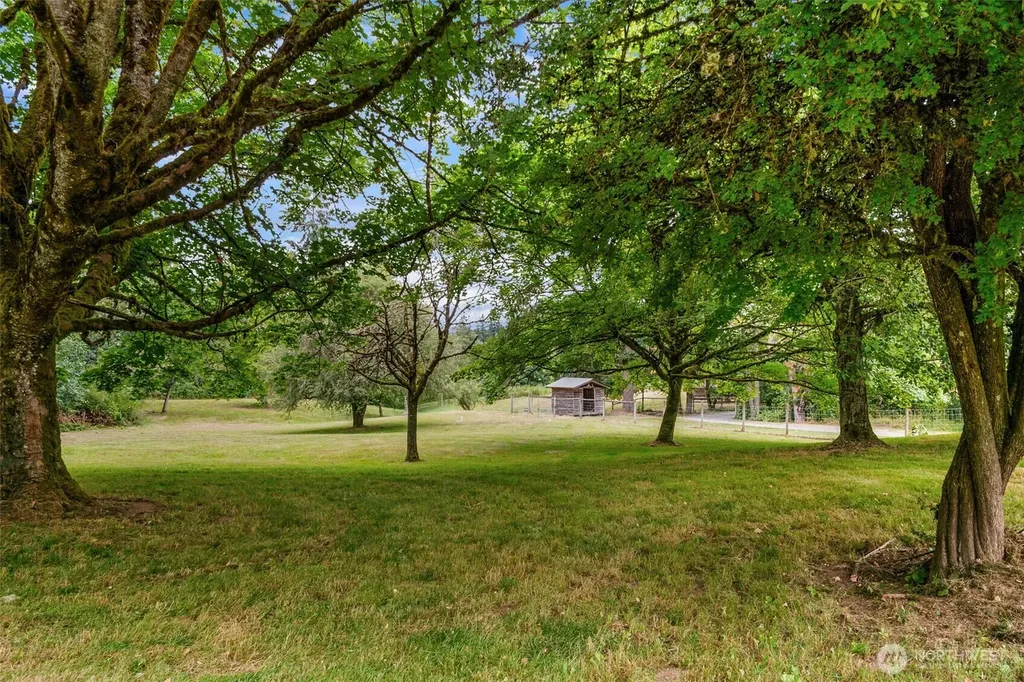10133 SW 204th Avenue Vashon WA 98070
