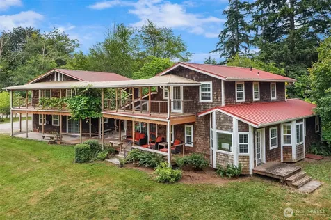 10133 SW 204th Avenue Vashon WA 98070