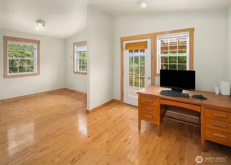 10133 SW 204th Avenue Vashon WA 98070