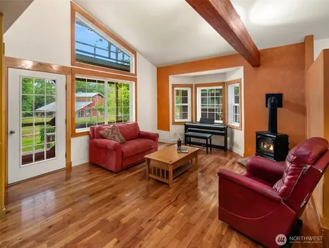 10133 SW 204th Avenue Vashon WA 98070