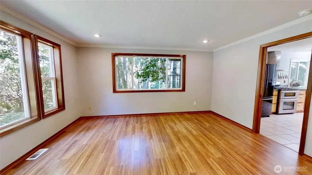 6937 Foothill Drive SW Olympia WA 98512